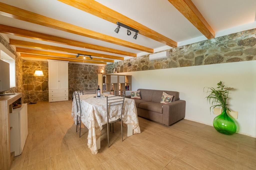 Kuchyň nebo kuchyňský kout v ubytování Sicily Stone Cottage