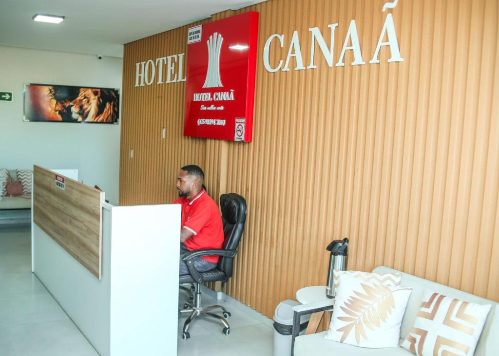 Επισκέπτες που μένουν στο Hotel Canaã