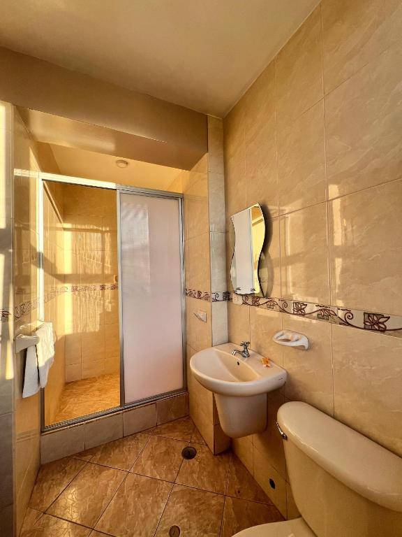 Koupelna v ubytování Hostal Borsalino