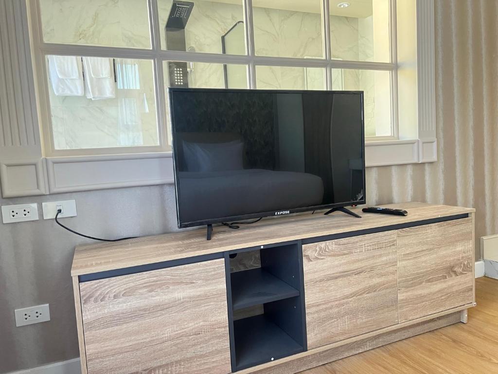 V20 Boutique Jacuzzi Hotel - Resim 28