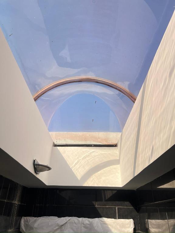 V20 Boutique Jacuzzi Hotel - Resim 23