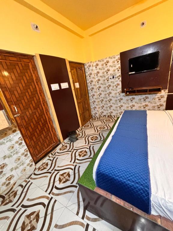 TV a/nebo společenská místnost v ubytování Plush hotels