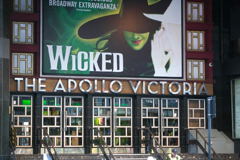 easyHotel Victoria - Resim 8