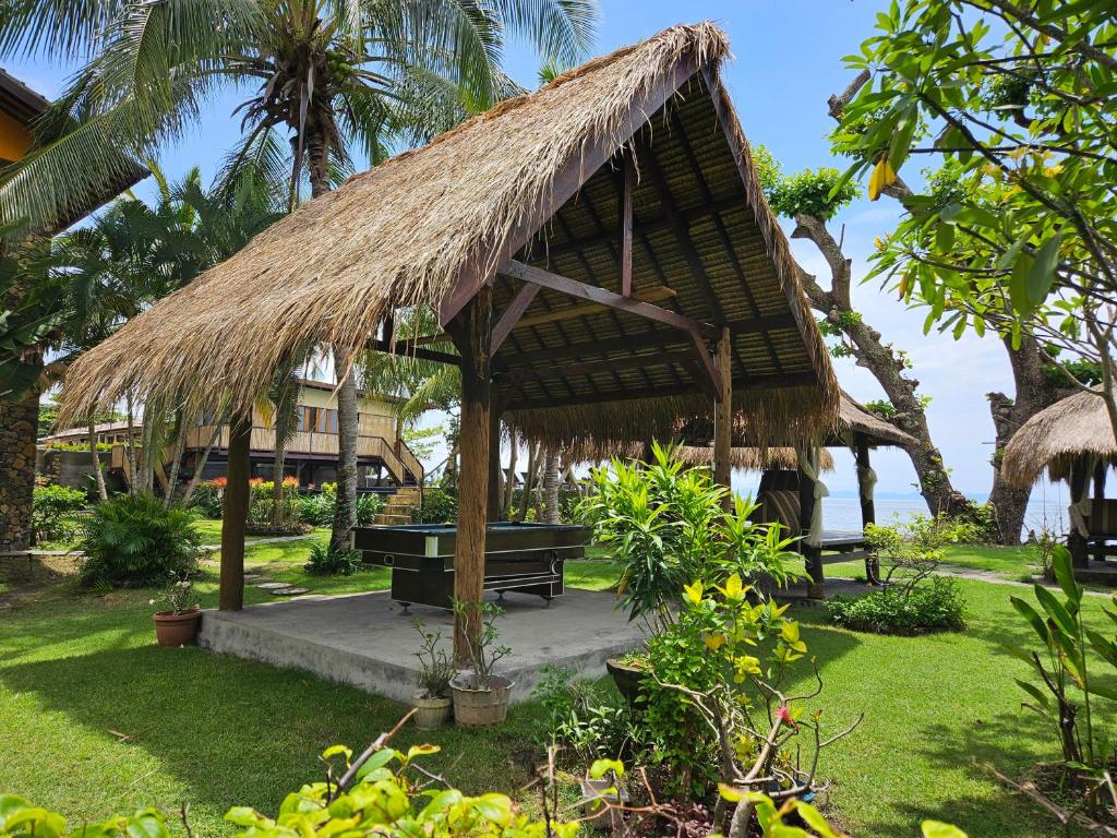 Zahrada ubytování Sunsethouse Lombok