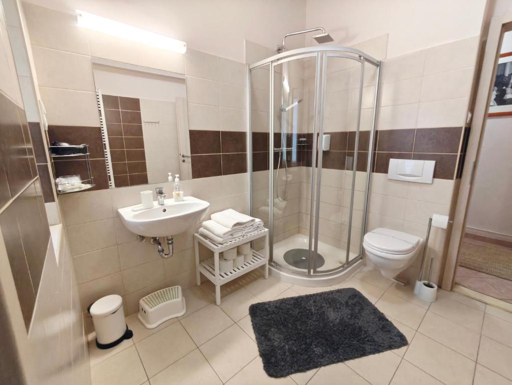 Kúpeľňa v ubytovaní Budapest Csaszar Hotel