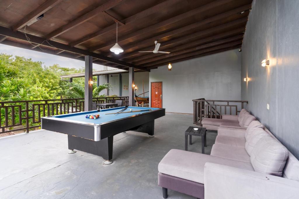 Biliár nebo kulečník v ubytování Sea View Villa Ukulhas