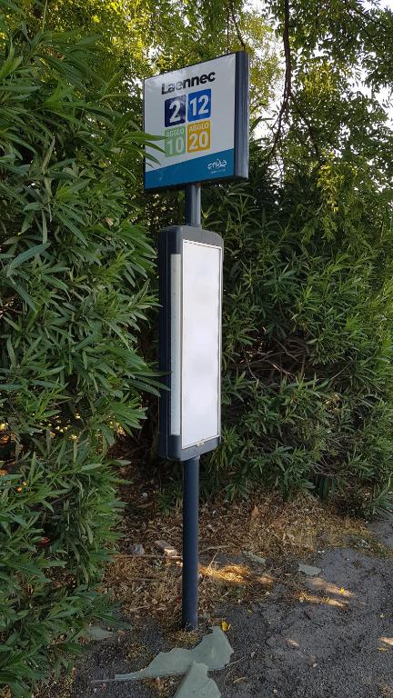 Certifikát, ocenenie alebo iný dokument vystavený v ubytovaní Superbe T2 avec jardin, piscine-enfant et parking