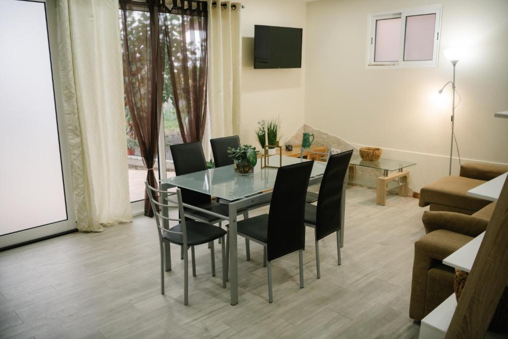 TV a/nebo společenská místnost v ubytování Casa do Remo