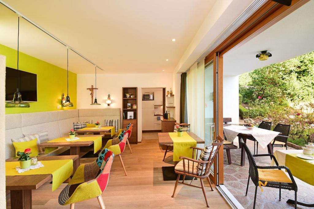 Posedenie v ubytovaní Haus Rosengarten