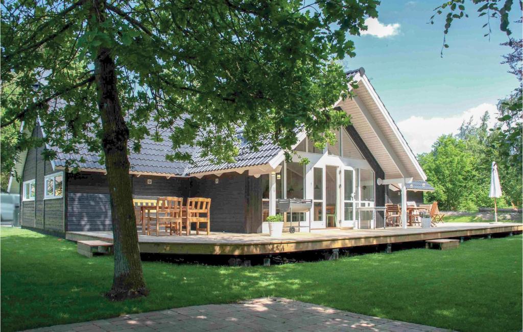 Zahrada ubytování Four-Bedroom Holiday Home In Vig