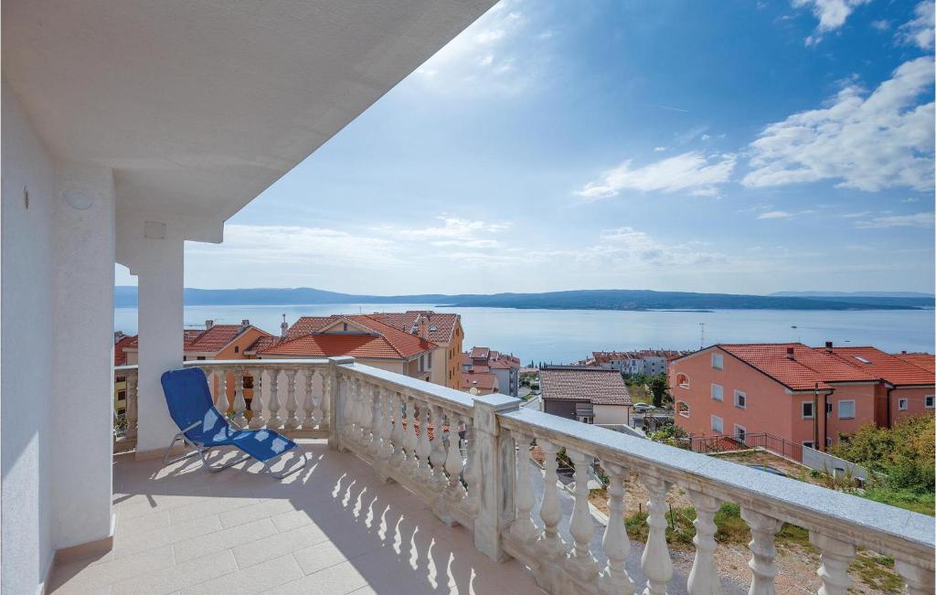1 Bedroom Cozy Apartment In Crikvenica