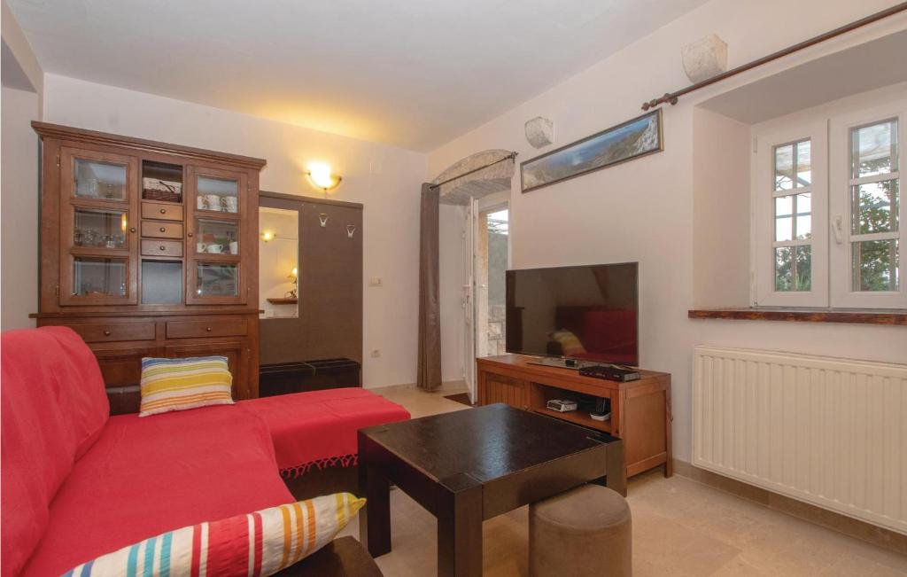 Posedenie v ubytovaní Two-Bedroom Holiday Home In Orebic