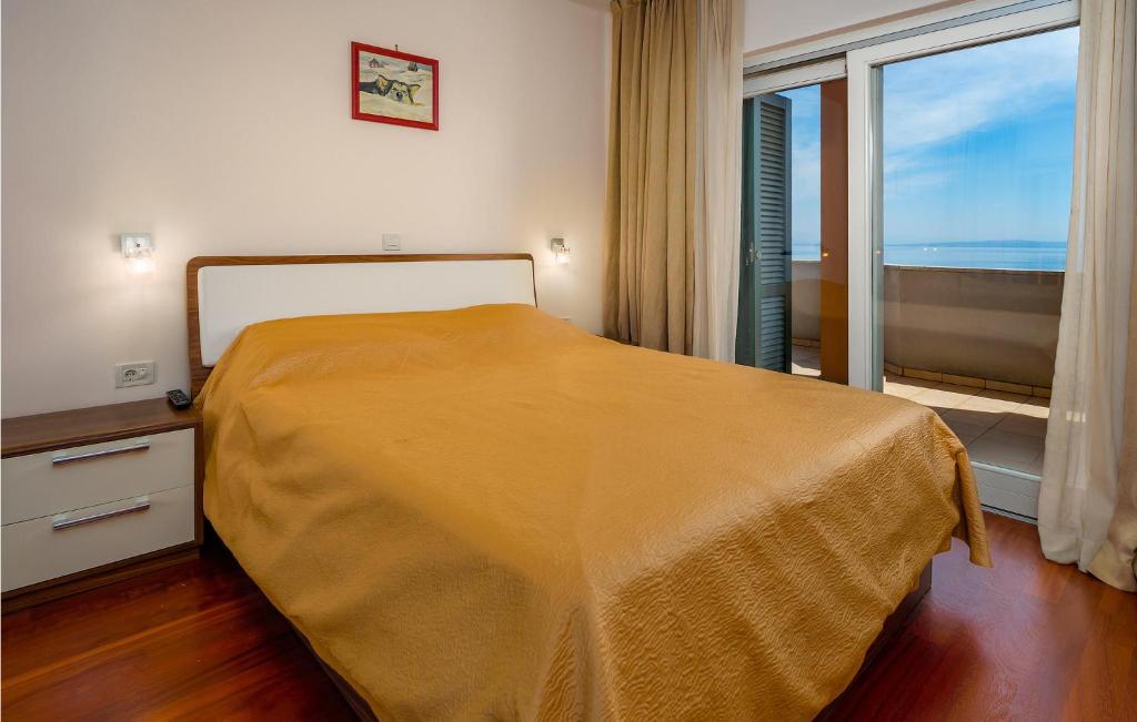 Posteľ alebo postele v izbe v ubytovaní Amazing Apartment In Moscenicka Draga
