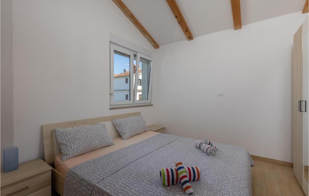 Posteľ alebo postele v izbe v ubytovaní 2 Bedroom Amazing Apartment In Njivice