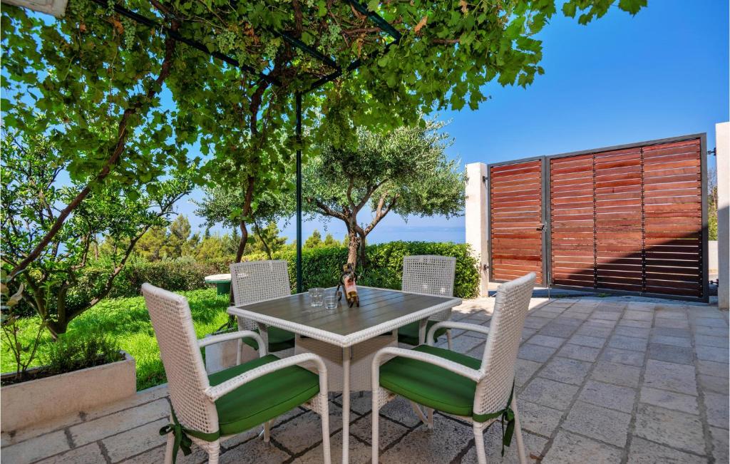 Balkón alebo terasa v ubytovaní Holiday Home Podgora 14