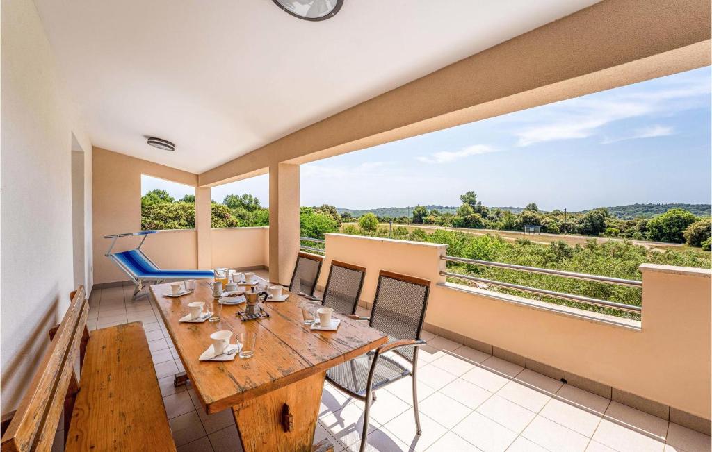 Stunning Apartment In Medulin With Wifi