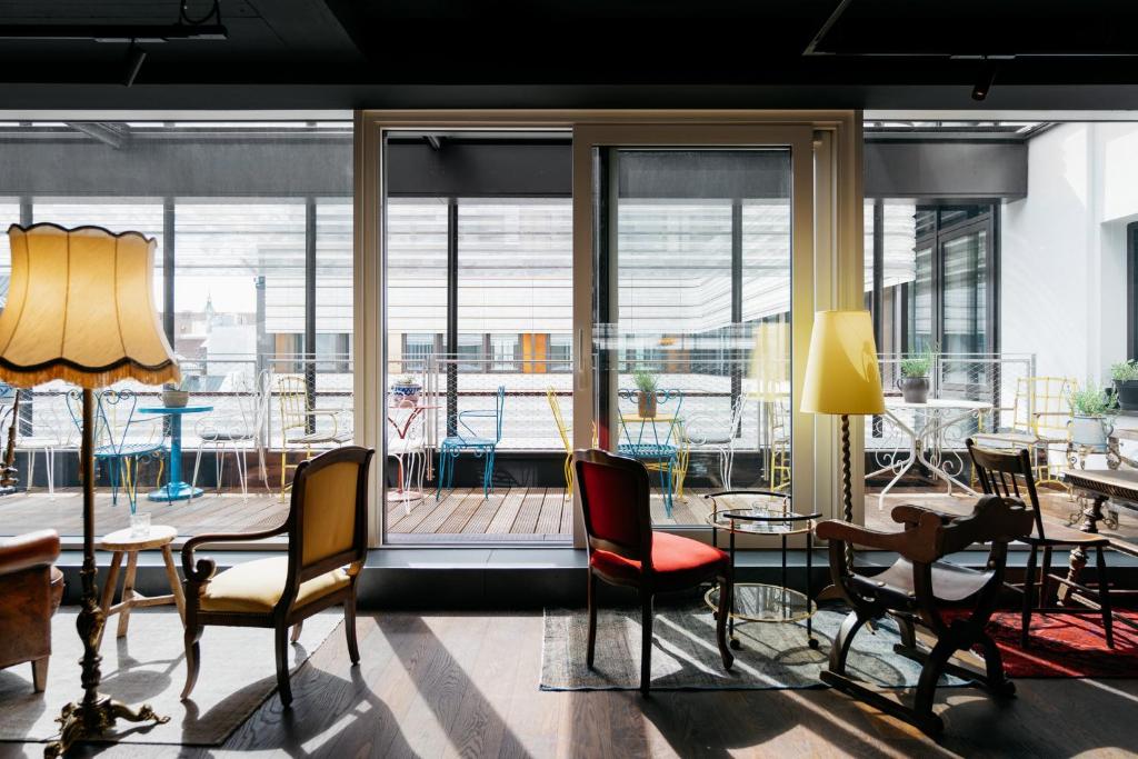 Posezení v ubytování Ruby Rosi Hotel Munich
