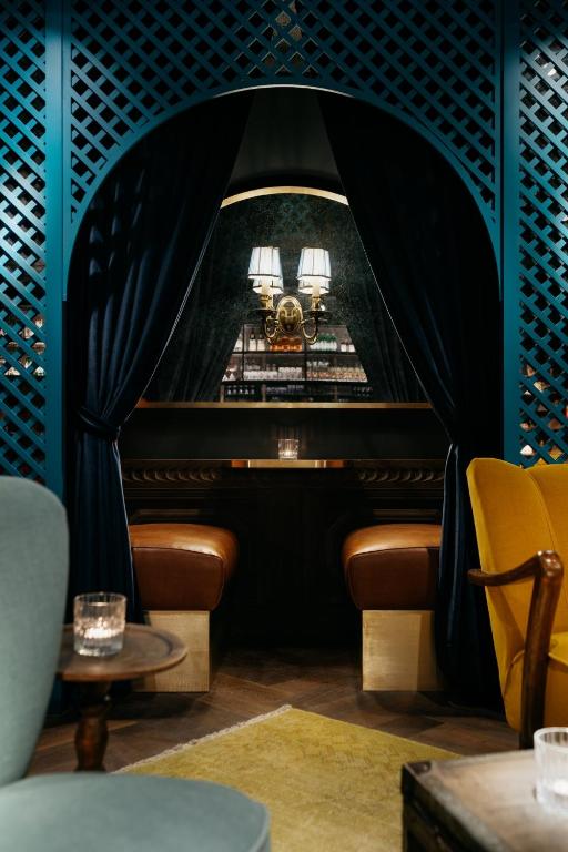Posezení v ubytování Ruby Rosi Hotel Munich