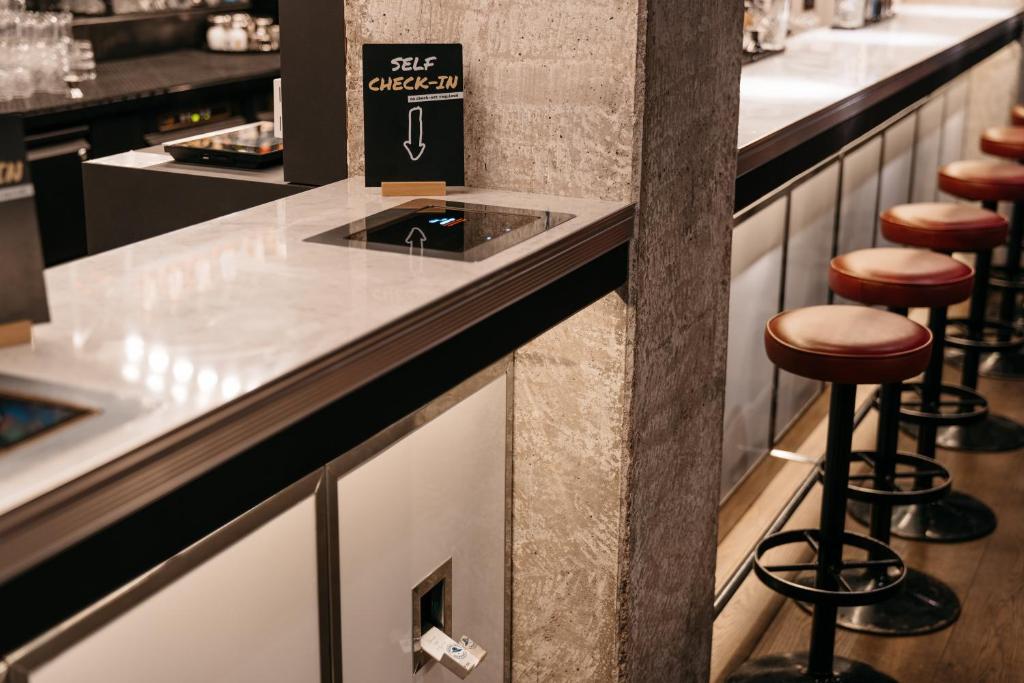 Ruby Leni Hotel Dusseldorf - Resim 17