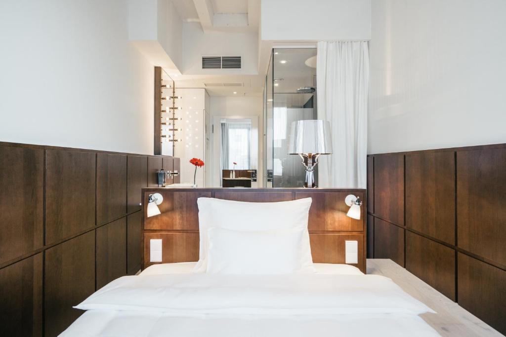 Ruby Lilly Hotel Munich - Resim 30