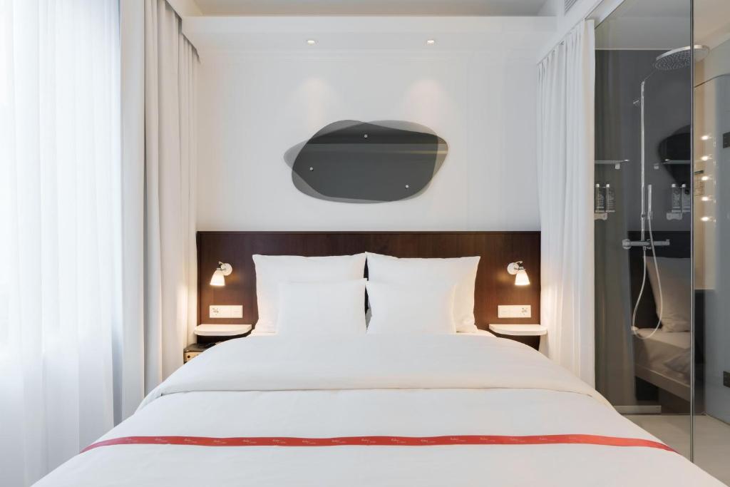 Ruby Hanna Hotel Stuttgart - Resim 7