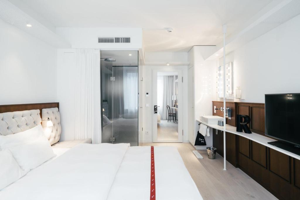 Kuchyň nebo kuchyňský kout v ubytování Ruby Lissi Hotel Vienna