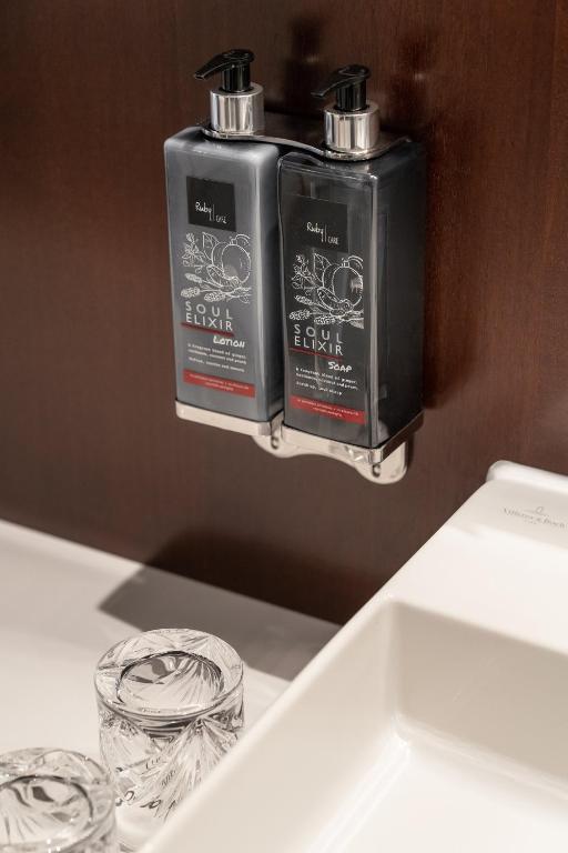 Ruby Louise Hotel Frankfurt - Resim 40
