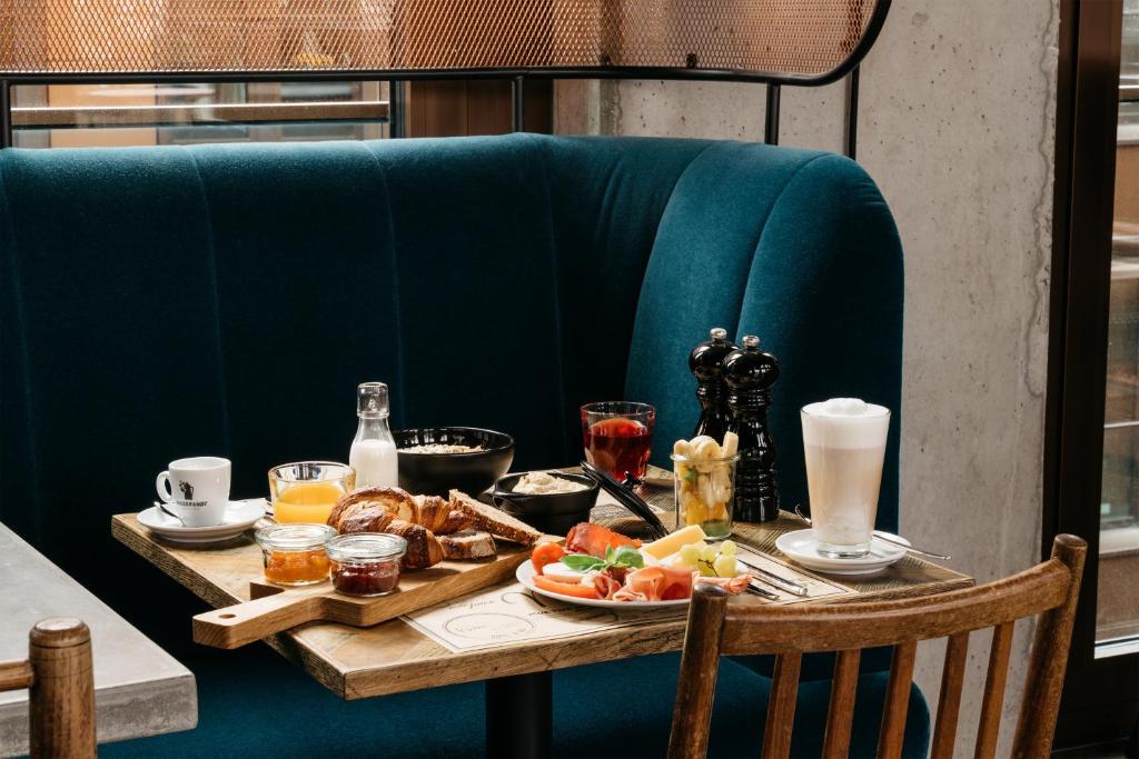 Ruby Louise Hotel Frankfurt - Resim 15