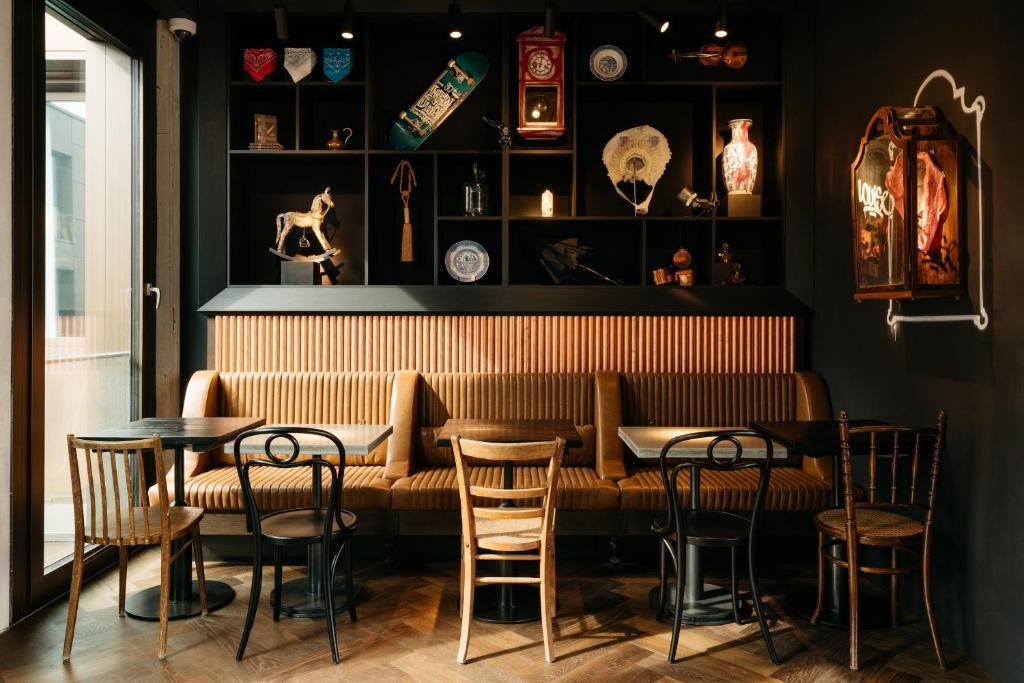 Ruby Louise Hotel Frankfurt - Resim 42