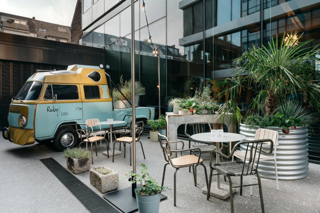 Ruby Luna Hotel Dusseldorf - Resim 17