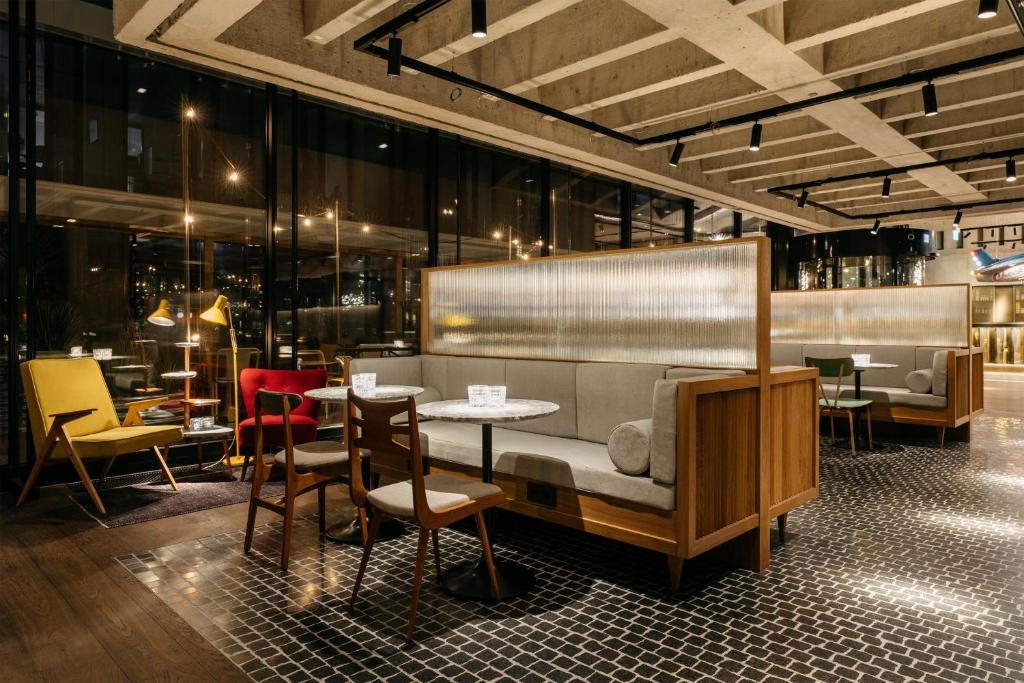 Ruby Luna Hotel Dusseldorf - Resim 39