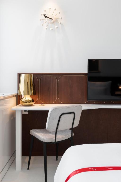 Ruby Luna Hotel Dusseldorf - Resim 34