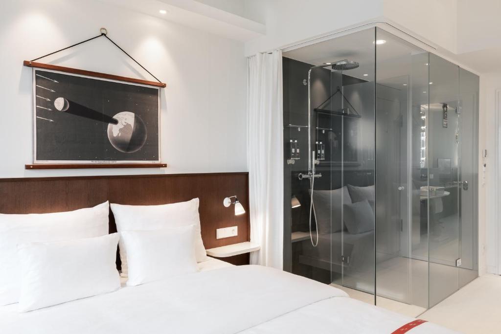 Ruby Luna Hotel Dusseldorf - Resim 29