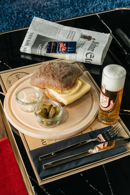 Ruby Ella Hotel Cologne - Resim 22