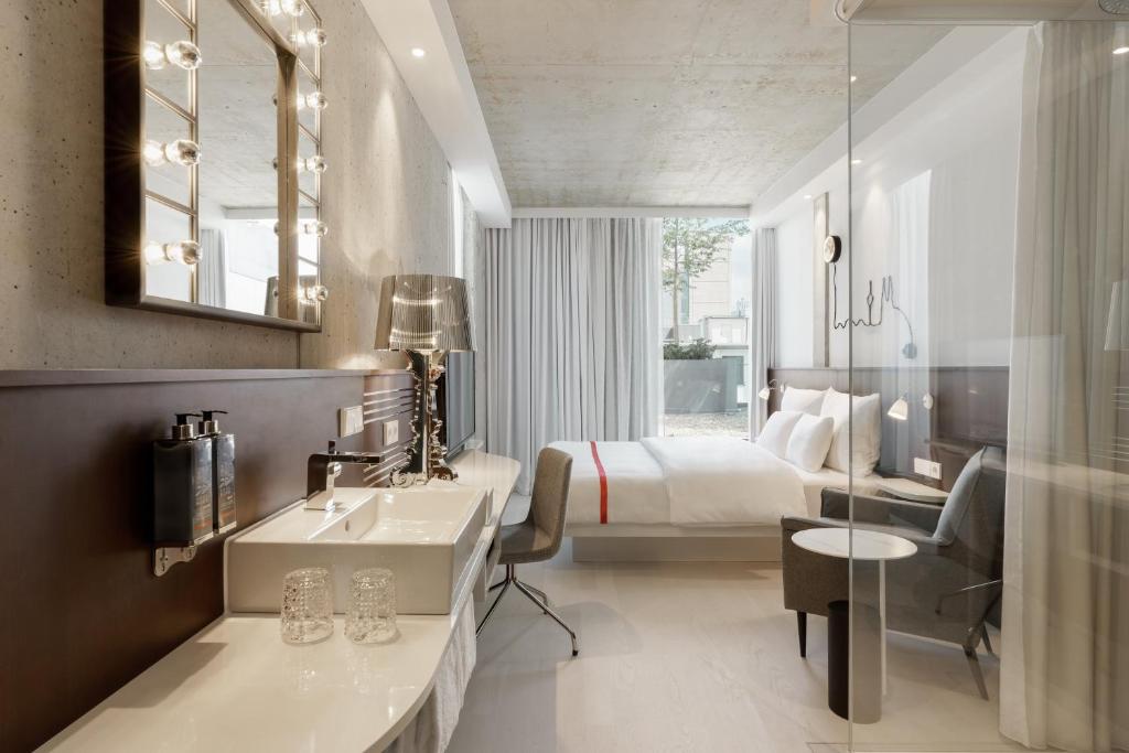Ruby Ella Hotel Cologne - Resim 19