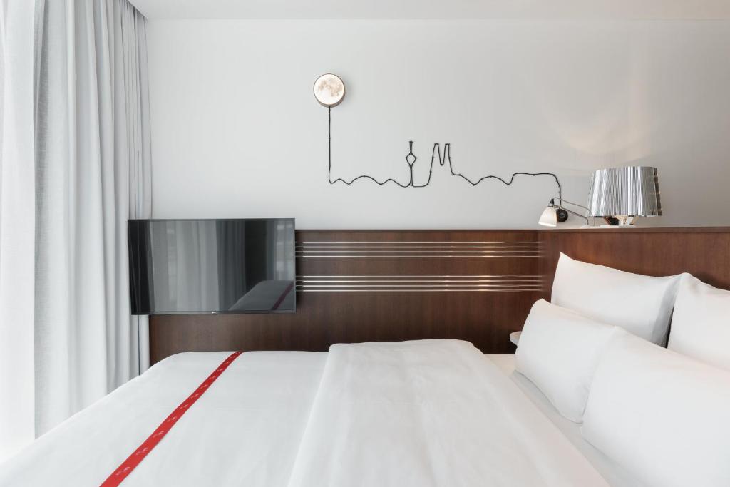 Ruby Ella Hotel Cologne - Resim 14