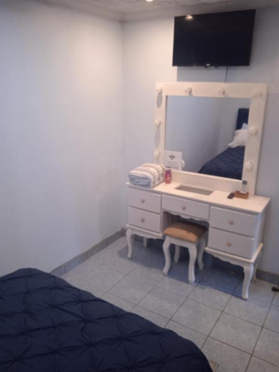 Postel nebo postele na pokoji v ubytování Alexander b&b