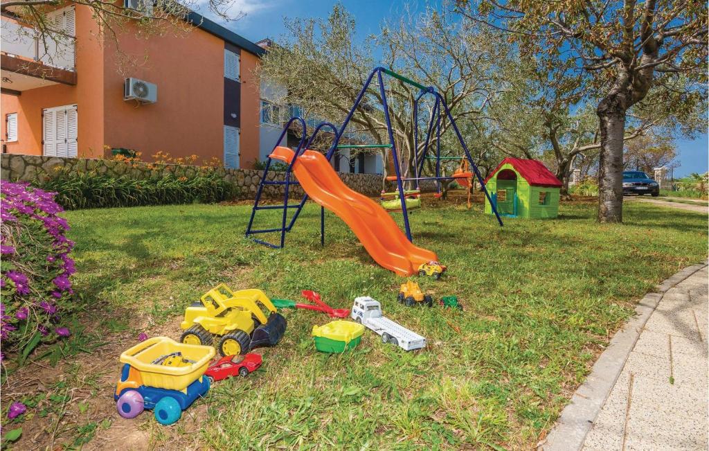 Herní místnost nebo prostor pro děti v ubytování Holiday Home Privlaka 03
