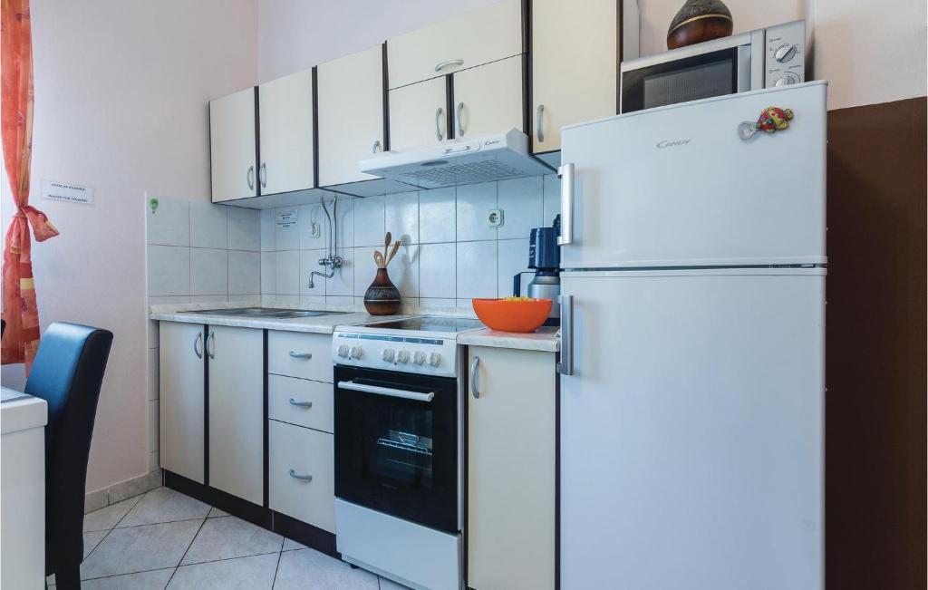 Fotografia z galérie ubytovania Apartment Vir With Sea View 12 vo Viry