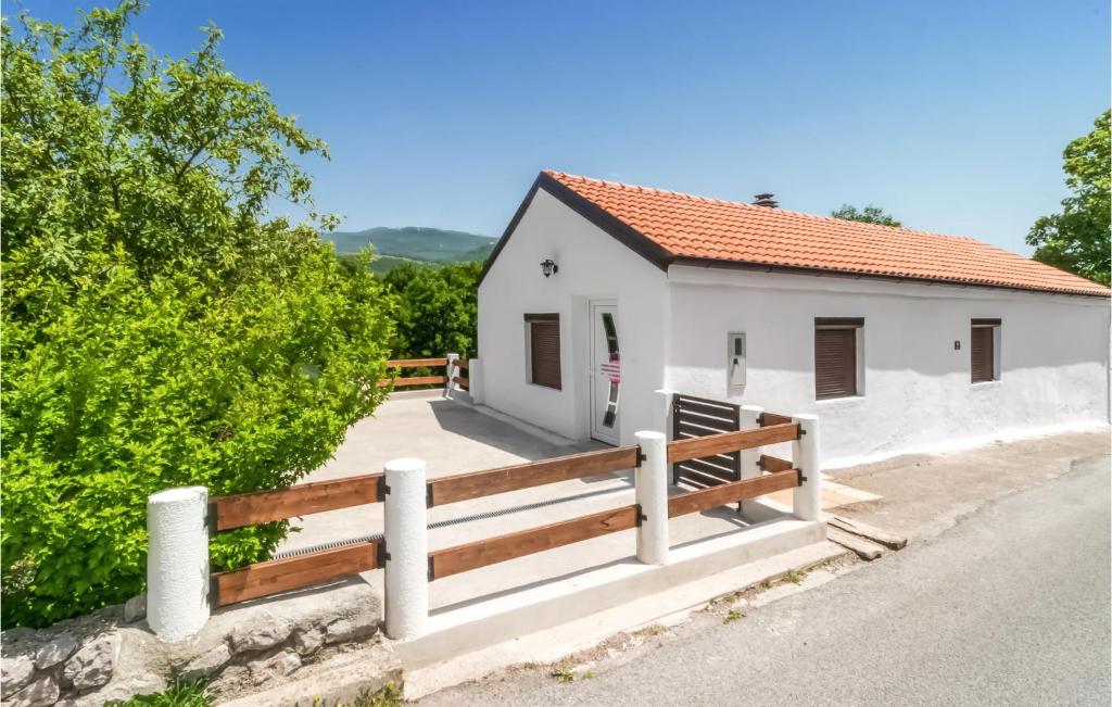 Gorgeous Home In Bater