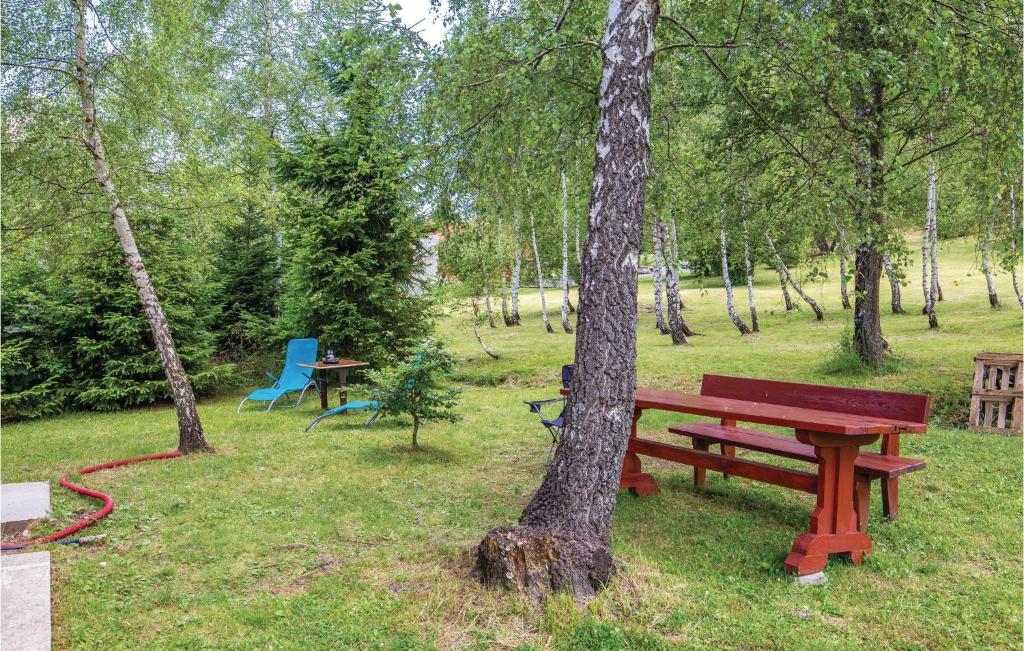 Vonkajšia záhrada v ubytovaní One-Bedroom Holiday Home In Delnice