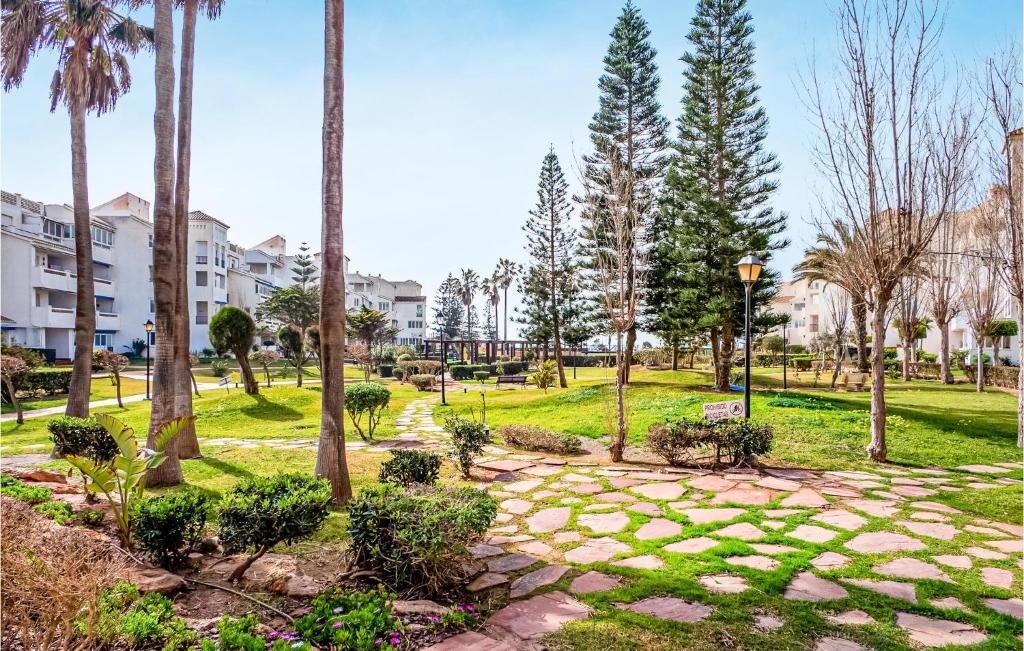 Vonkajšia záhrada v ubytovaní Cozy Apartement In Almerimar