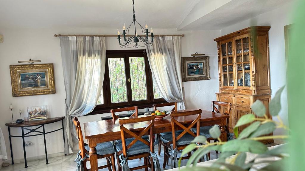 Fotografie z fotogalerie ubytování La Higuera v destinaci Benahavís