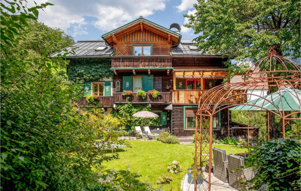 Zahrada ubytování Gemuetliche Ferienwohnung Werf