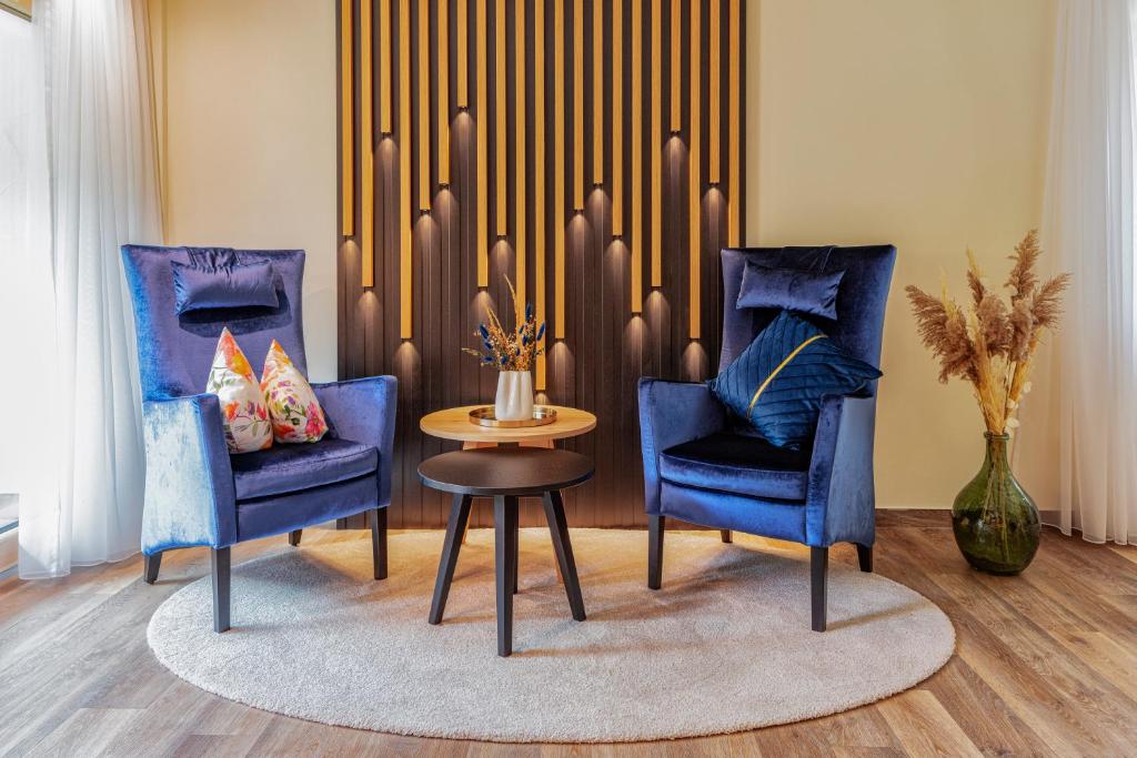 Posezení v ubytování Hotel Langenwaldsee