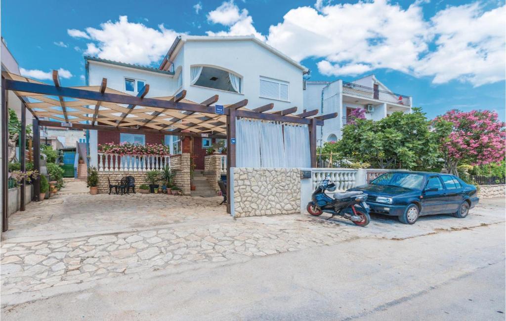 Budova, v ktorej sa apartmán nachádza