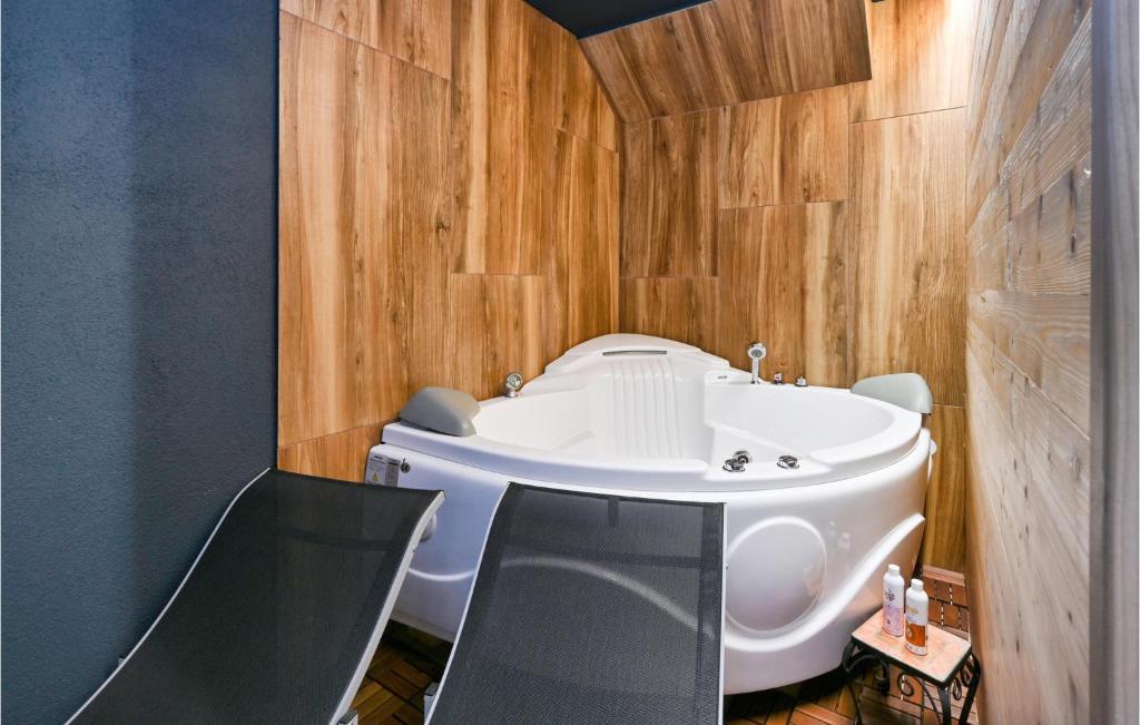 Fotografia z galérie ubytovania Pet Friendly Home In Banovo With Sauna v destinácii Vrbovec