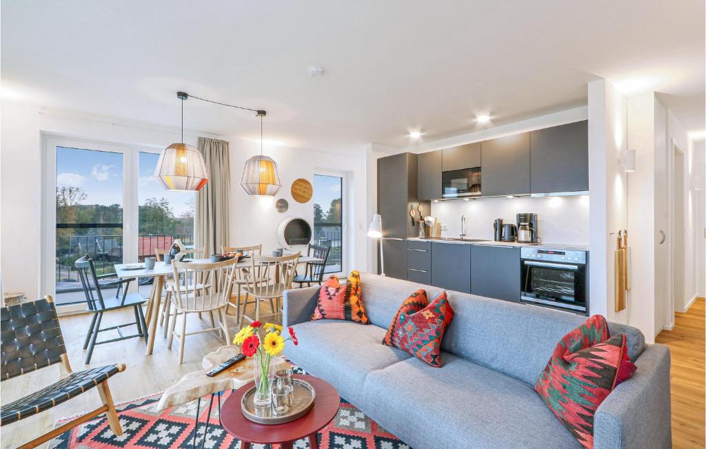 Image showcasing EDITION Penthouse, The Singapore EDITION - Singapore - Elite Traveler