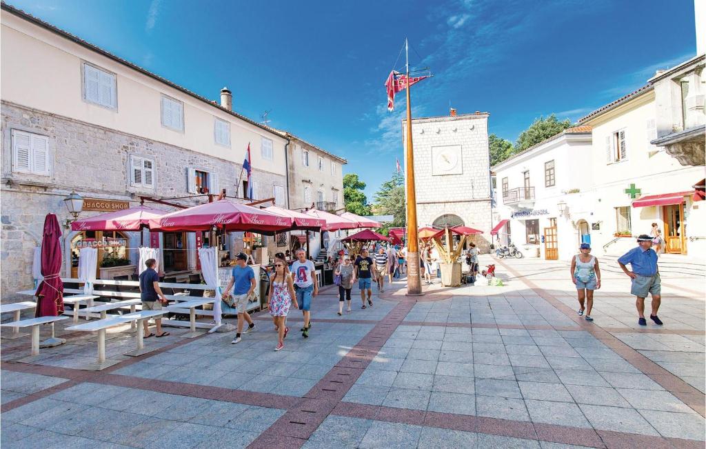 Goście zatrzymujący się w obiekcie 2 Bedroom Stunning Apartment In Krk