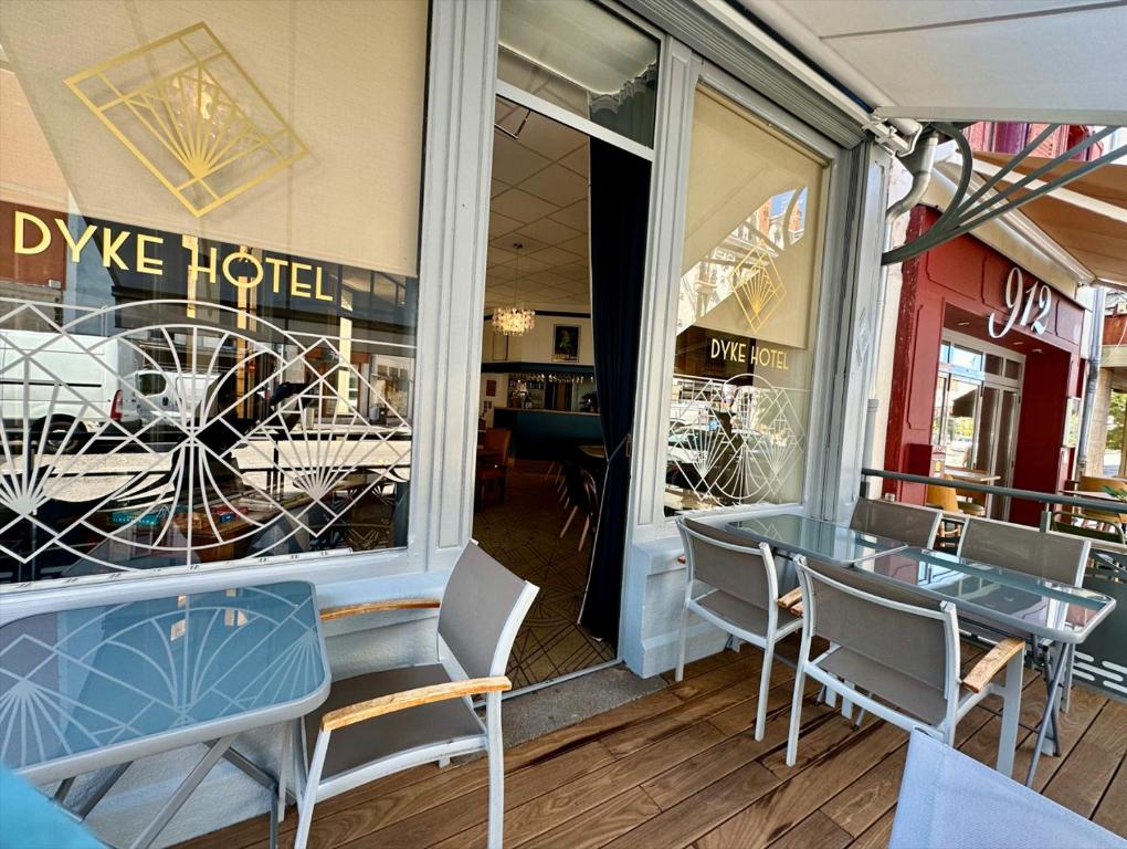 Restaurace v ubytování Dyke Hotel